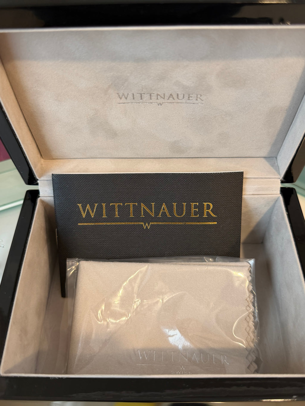 WITTNAUER Watch